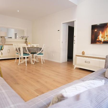 Appartement Lujoso Hogar Cerca Del Casco Antiguo De La Ciudad à Valence Extérieur photo