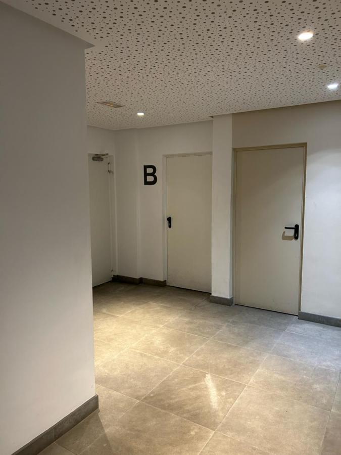 Appartement Lujoso Hogar Cerca Del Casco Antiguo De La Ciudad à Valence Extérieur photo