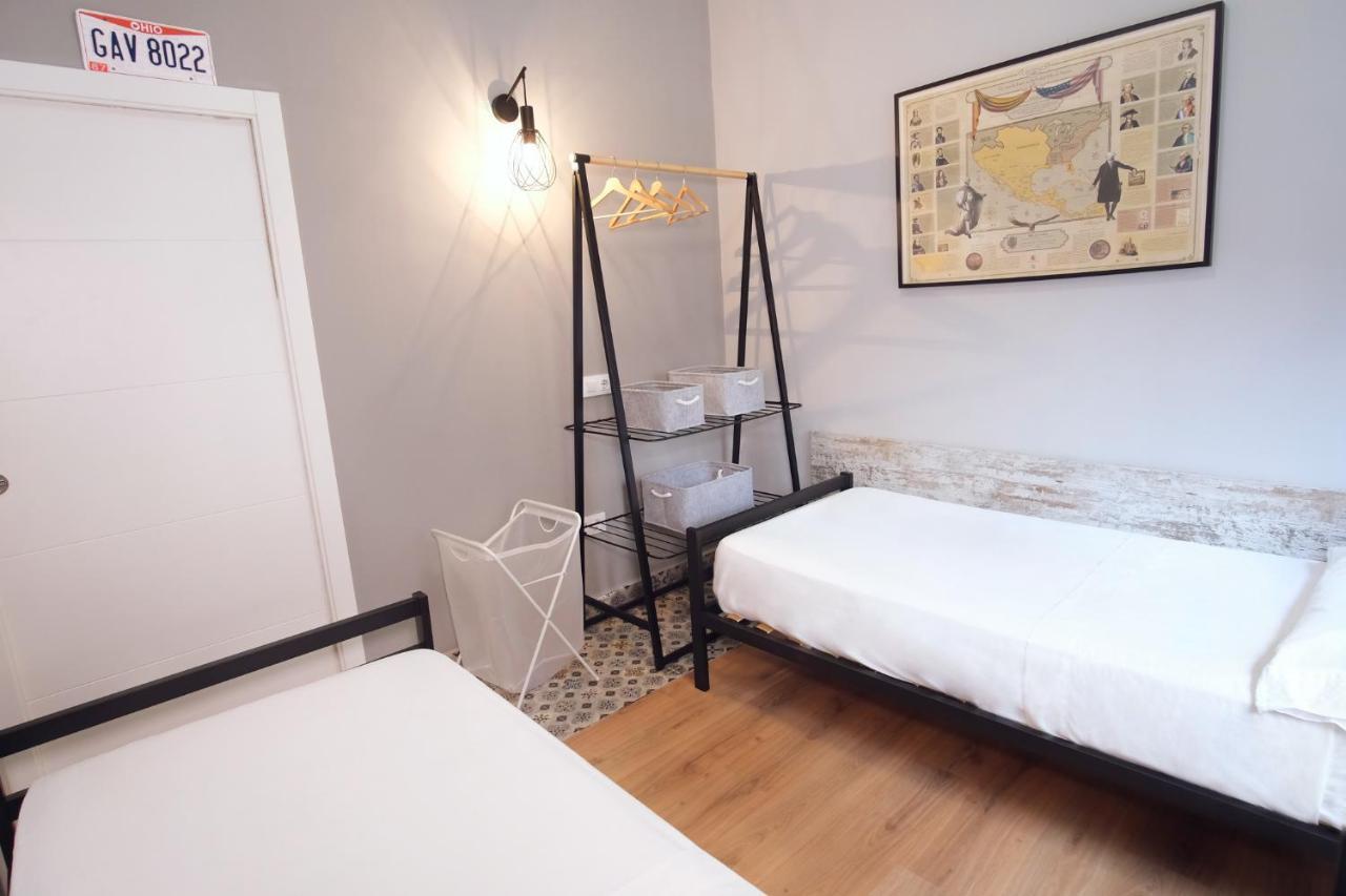 Appartement Lujoso Hogar Cerca Del Casco Antiguo De La Ciudad à Valence Extérieur photo