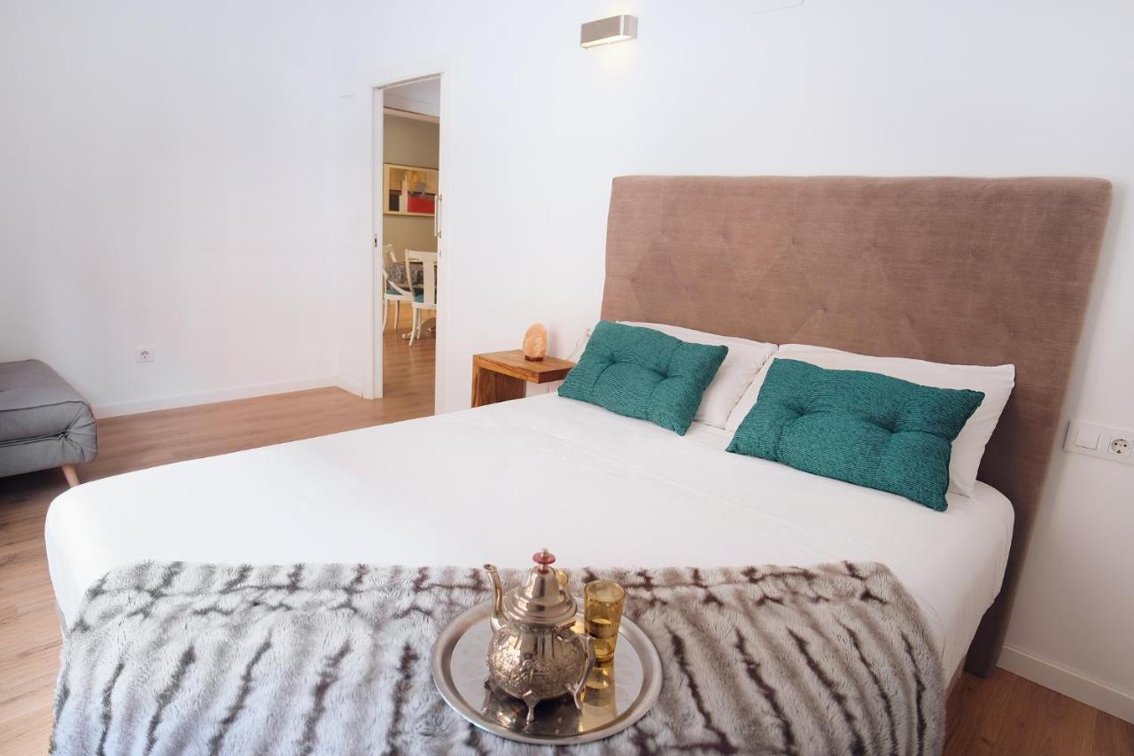 Appartement Lujoso Hogar Cerca Del Casco Antiguo De La Ciudad à Valence Extérieur photo